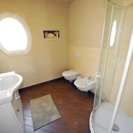 Apartment Casa Costa Outlet 4 *
