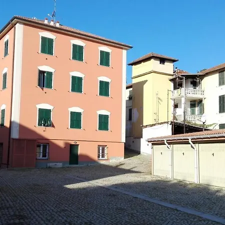 Casa Costa Outlet 4 * Serravalle Scrivia